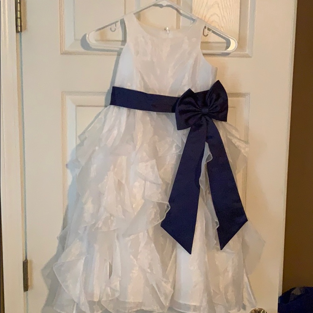 Flower girl dress size 6